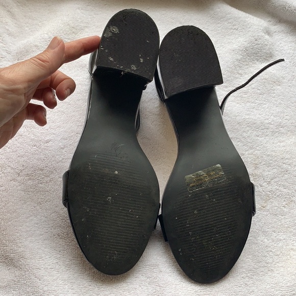 Black dress sandals - Picture 2 of 4